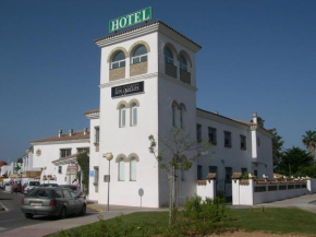 Гостиница Hotel Cortijo Los Gallos  Чиклана-Де-Ла-Фронтера